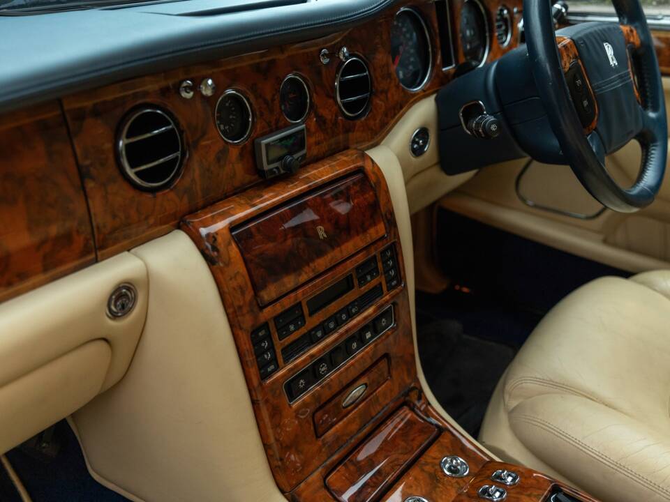 Image 21/45 of Rolls-Royce Silver Seraph (2000)