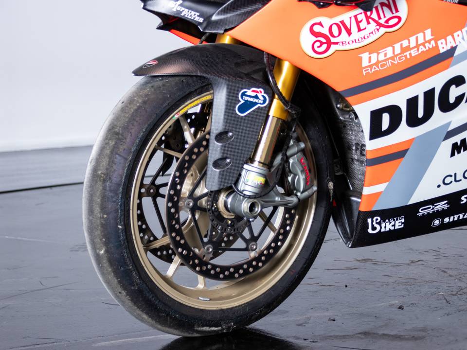 Image 18/50 of Ducati DUMMY (2019)
