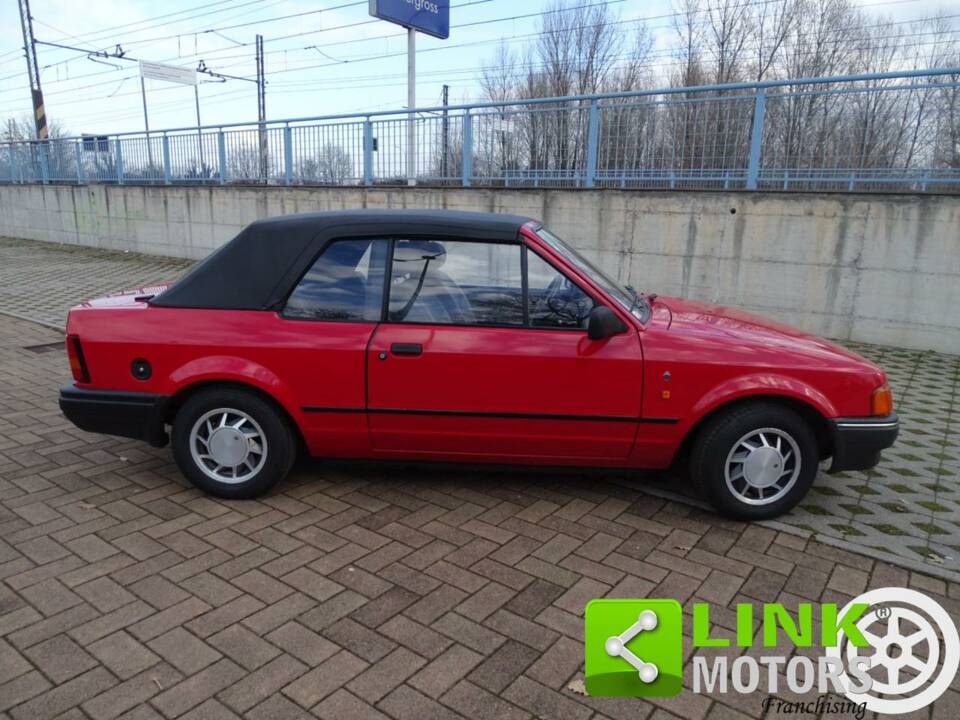 Immagine 3/10 di Ford Escort 1.4 (1987)
