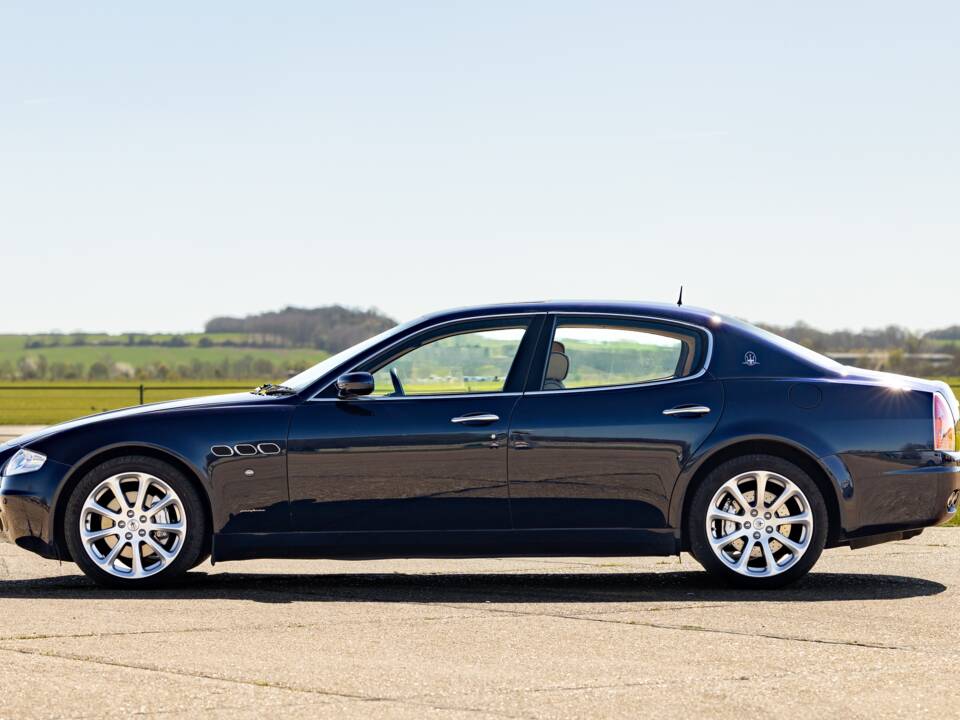 Bild 2/50 von Maserati Quattroporte 4.2 (2007)