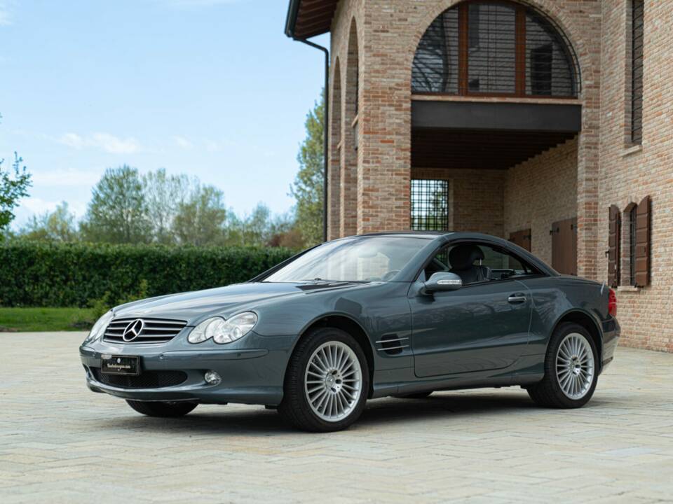 Image 3/50 of Mercedes-Benz SL 500 (2001)
