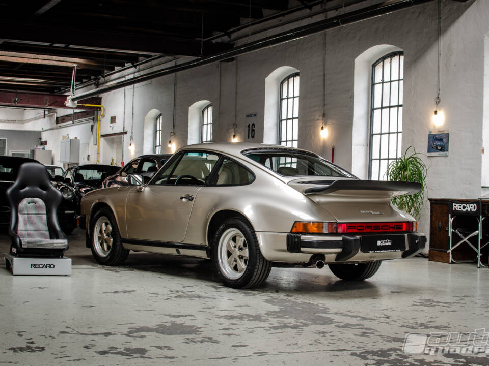 Imagen 5/15 de Porsche 911 SC 3.0 &quot;Weissach&quot; (1980)