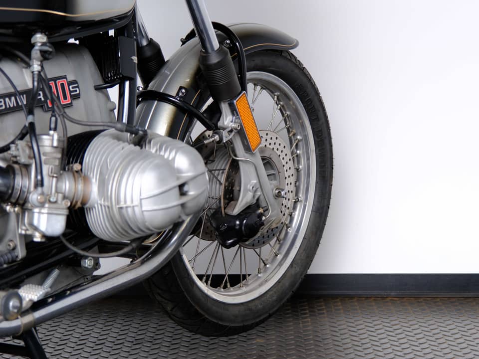Image 90/91 of BMW R 90 S (1975)