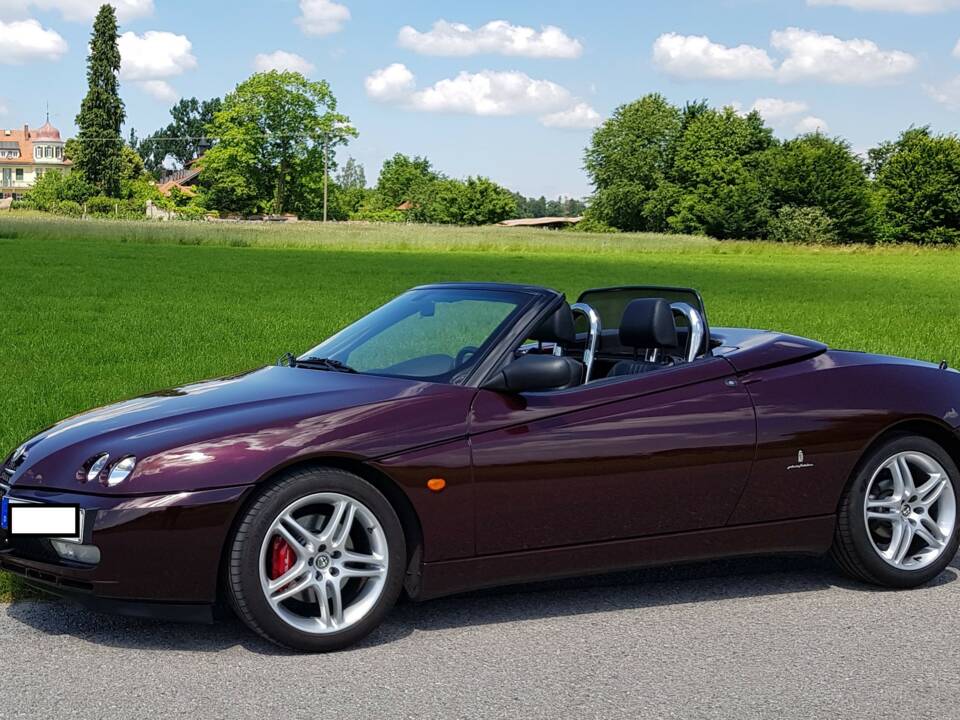 Image 2/21 de Alfa Romeo Spider 3.2 V6 24V (2004)