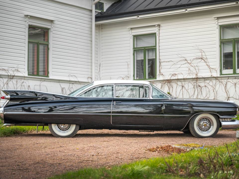 Bild 12/62 von Cadillac Coupe DeVille (1959)