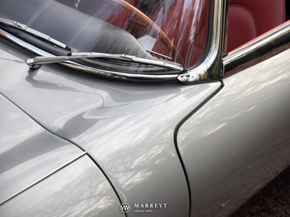Bild 21/69 von Jaguar E-Type 3.8 Flat Floor (1961)