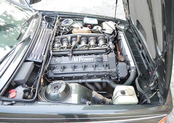 Bild 9/10 von BMW M 635 CSi (1984)