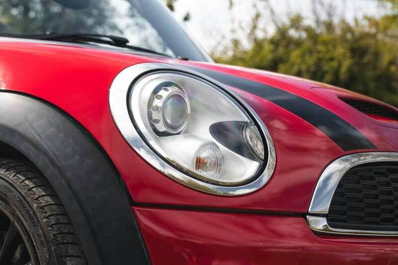 Bild 50/50 von Mini John Cooper Works (2015)