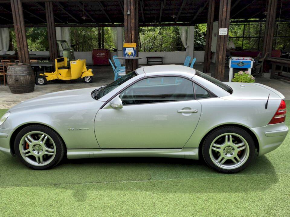 Afbeelding 60/63 van Mercedes-Benz SLK 32 AMG (2001)