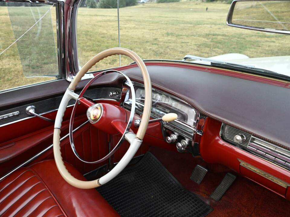 Bild 42/50 von Cadillac 62 Convertible (1954)