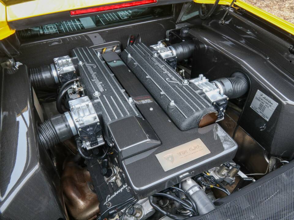 Immagine 17/50 di Lamborghini Murciélago (2002)