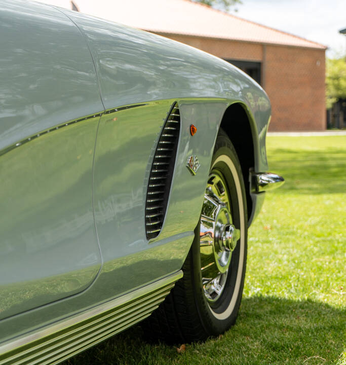 Image 73/78 of Chevrolet Corvette (1962)