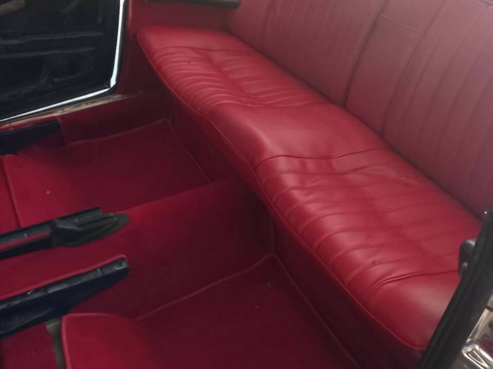 Bild 30/36 von BMW 2000 CS (1968)