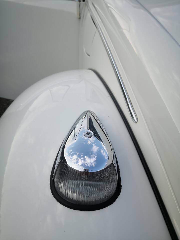 Bild 74/160 von Volkswagen Käfer 1300 (1971)