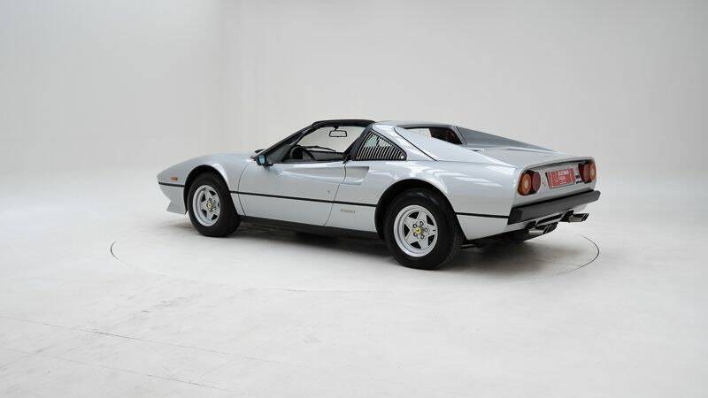 Image 4/15 of Ferrari 308 GTS Quattrovalvole (1983)