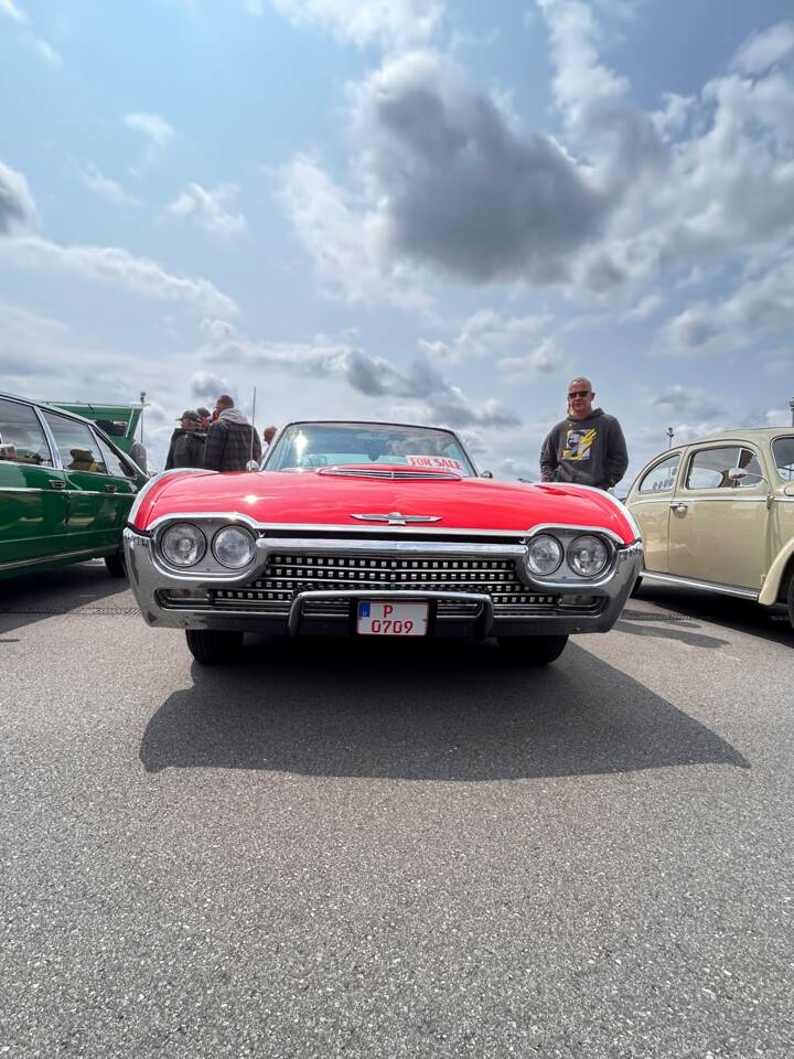 Immagine 2/32 di Ford Thunderbird (1962)