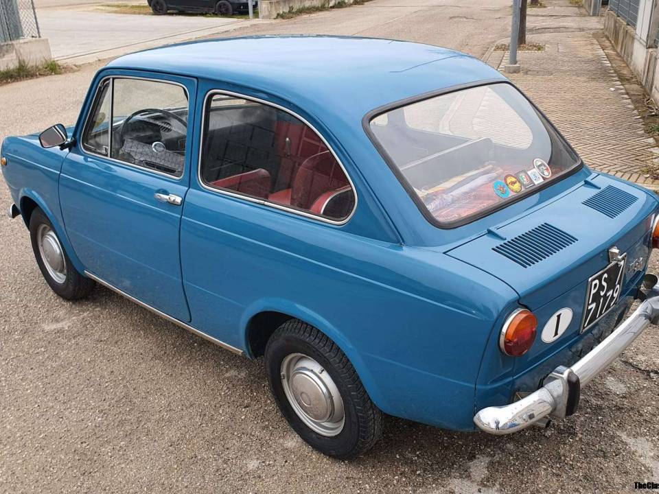 Image 21/47 de FIAT 850 Super (1965)