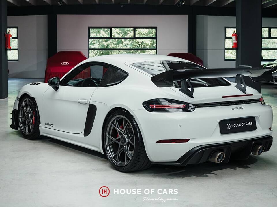 Image 9/25 de Porsche 718 Cayman GT4 RS Weissach (2022)