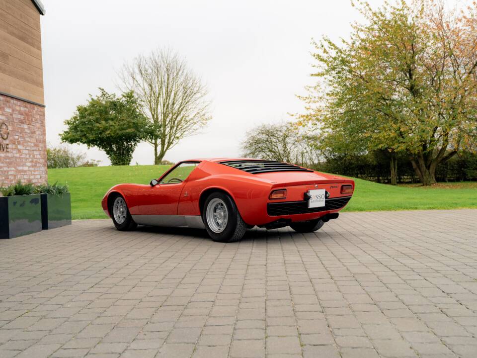 Bild 32/85 von Lamborghini Miura P 400 (1967)