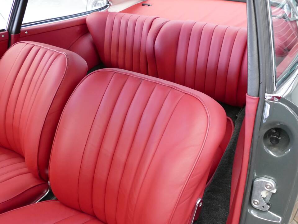 Bild 13/26 von Porsche 911 2.0 (1966)