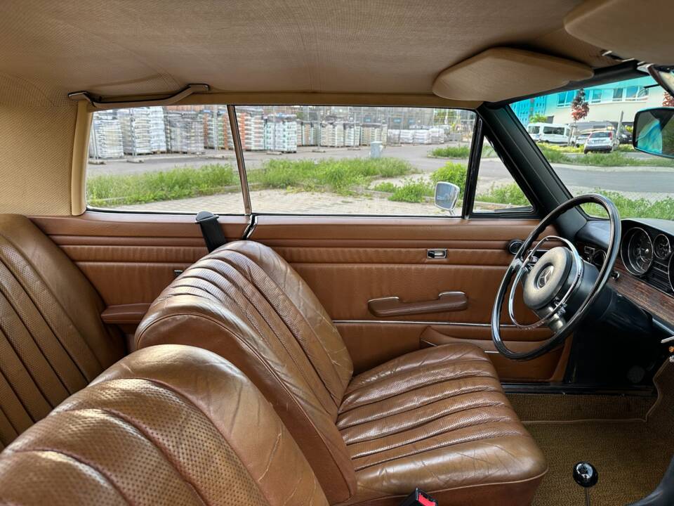 Bild 13/27 von Mercedes-Benz 250 CE (1970)