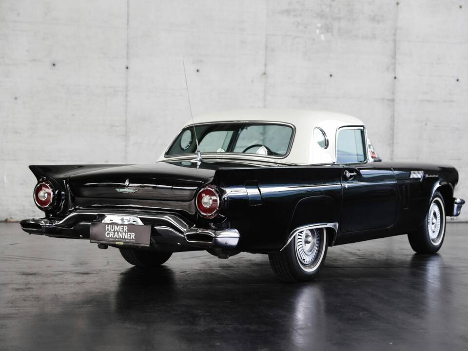 Immagine 9/50 di Ford Thunderbird (1957)