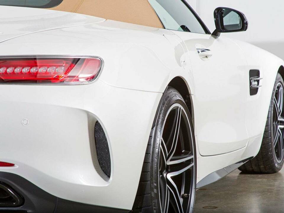 Image 9/20 of Mercedes-AMG GT C (2018)