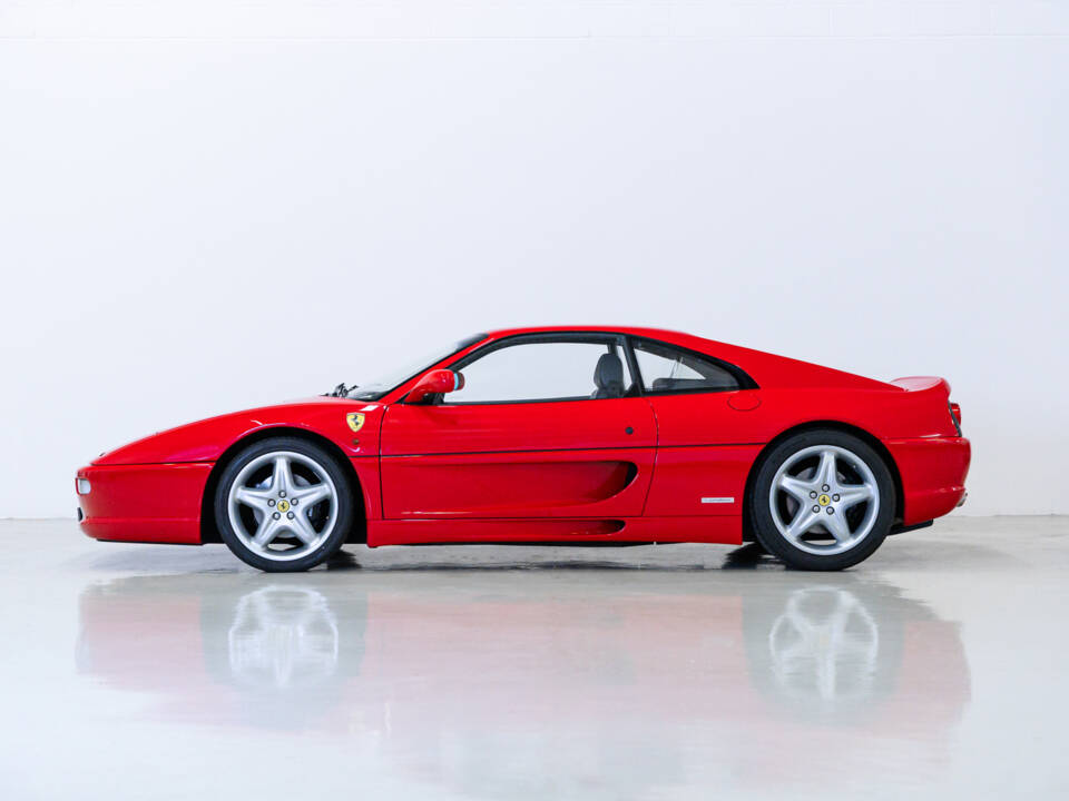 Image 2/83 of Ferrari F 355 Berlinetta (1996)