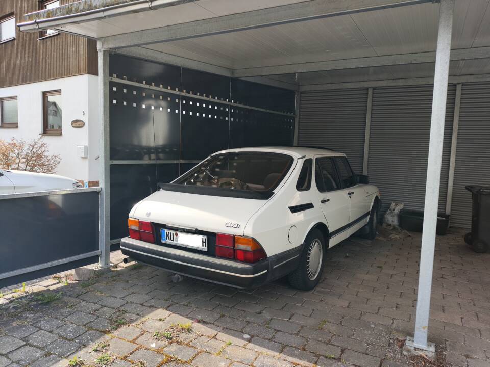Image 5/20 of Saab 900 2.1 i 16V (1990)