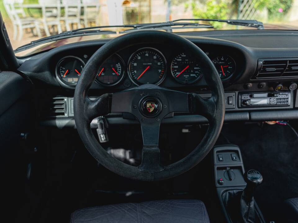 Bild 16/24 von Porsche 911 Carrera RS (1992)