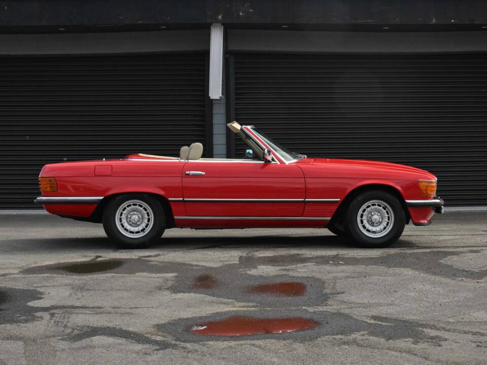 Image 34/50 of Mercedes-Benz 350 SL (1979)