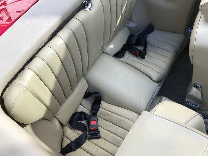 Image 31/38 of Mercedes-Benz 300 SL (1987)
