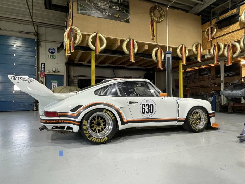 Image 44/44 of Porsche 911 RSR 3.0 (1976)