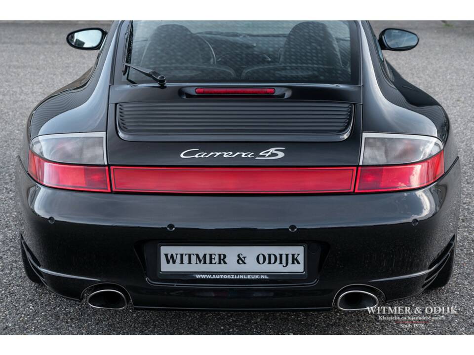 Afbeelding 14/29 van Porsche 911 Carrera 4S (2002)