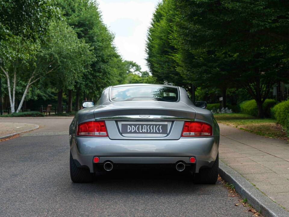 Bild 6/26 von Aston Martin V12 Vanquish (2003)
