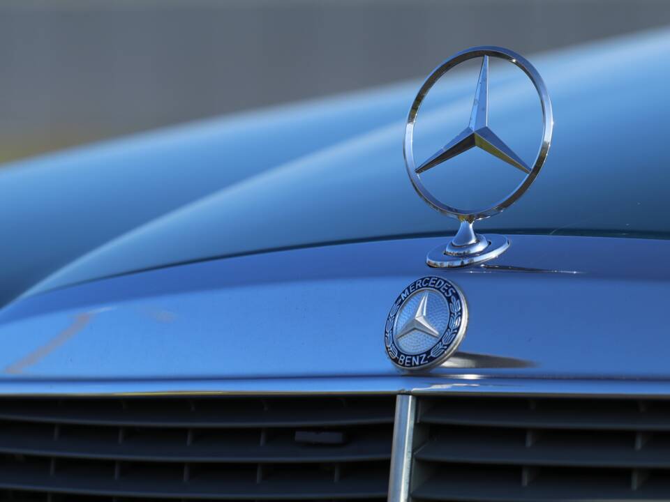 Image 24/24 of Mercedes-Benz 280 TE (1983)