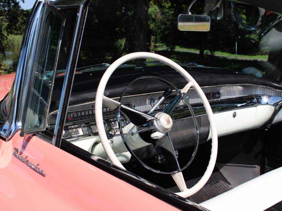 Image 11/28 of Buick Roadmaster (1956)