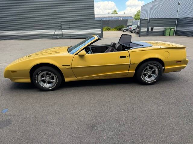 Image 11/25 of Pontiac Firebird TransAm (1992)