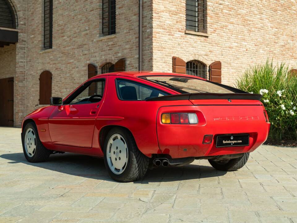 Bild 7/50 von Porsche 928 S (1984)