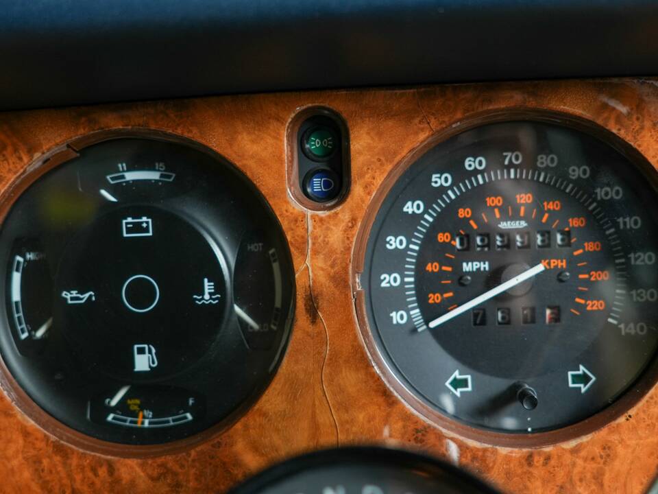 Image 12/48 of Rolls-Royce Silver Spirit (1983)