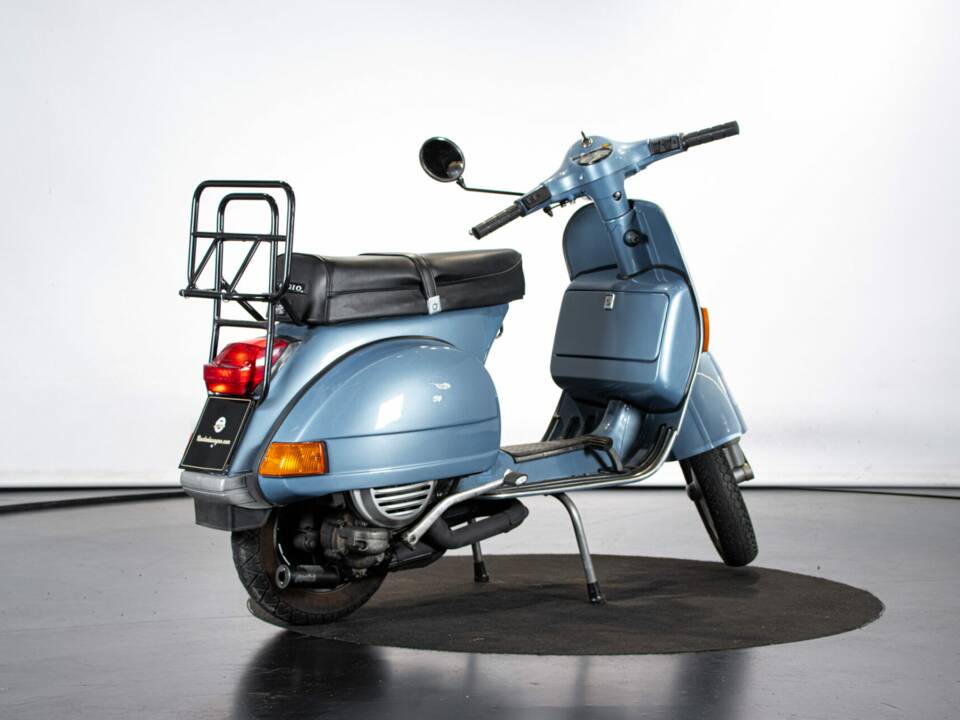 Image 4/31 of Piaggio Vespa PX 150 E (1982)