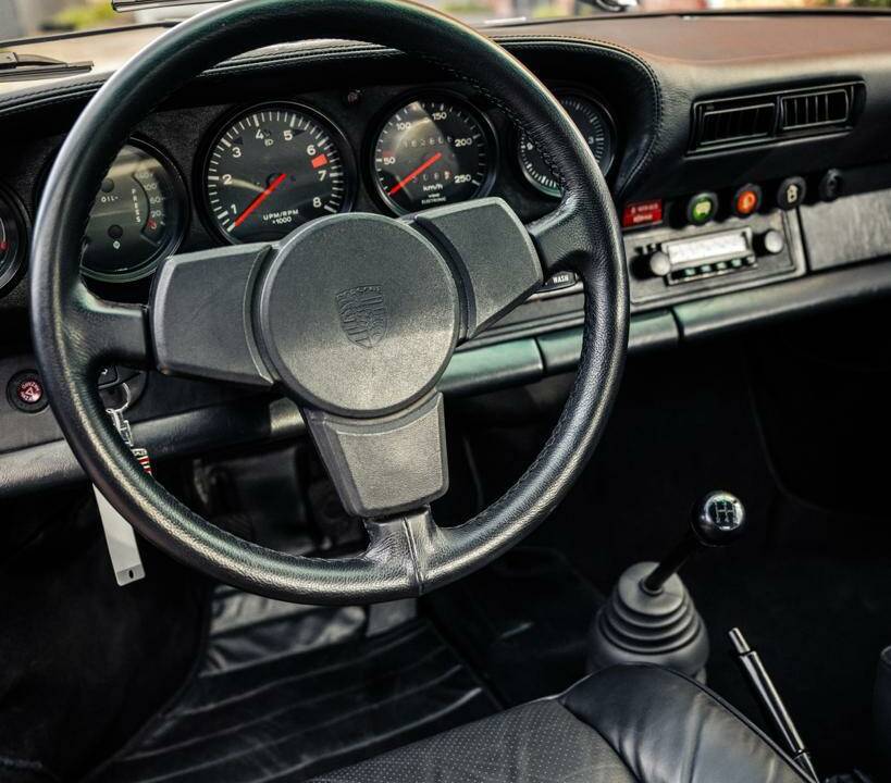 Immagine 13/17 di Porsche 911 2.7 S (1976)