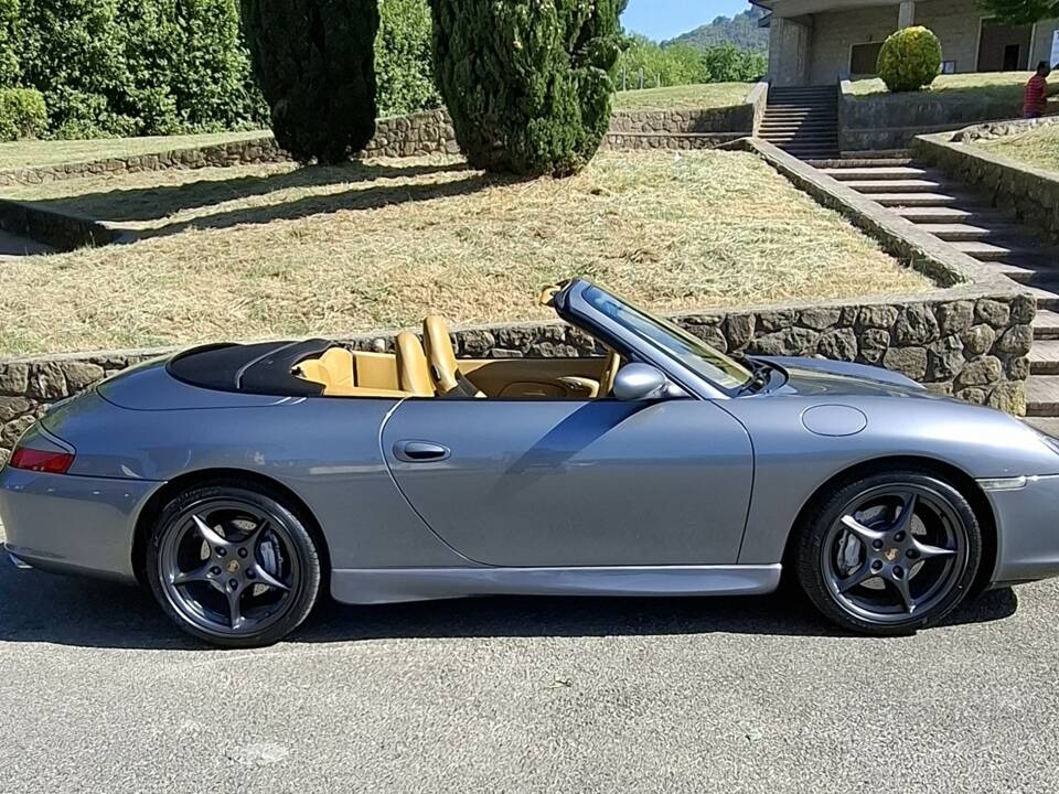 Afbeelding 6/16 van Porsche 911 Carrera 4 (2002)