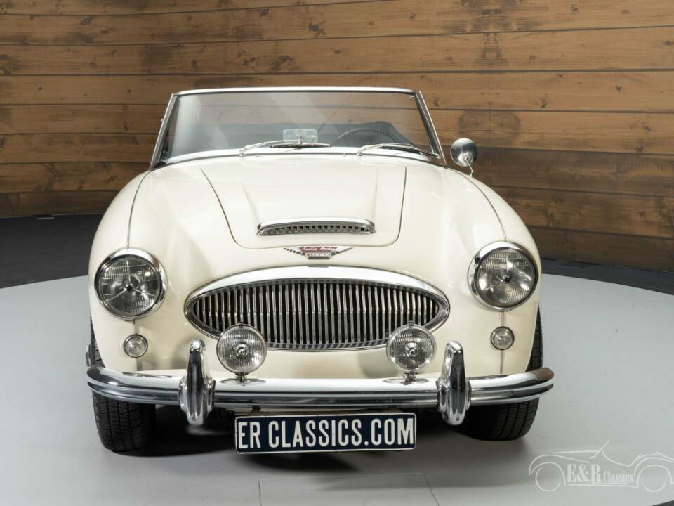 Bild 4/8 von Austin-Healey 3000 Mk II (BJ7) (1964)