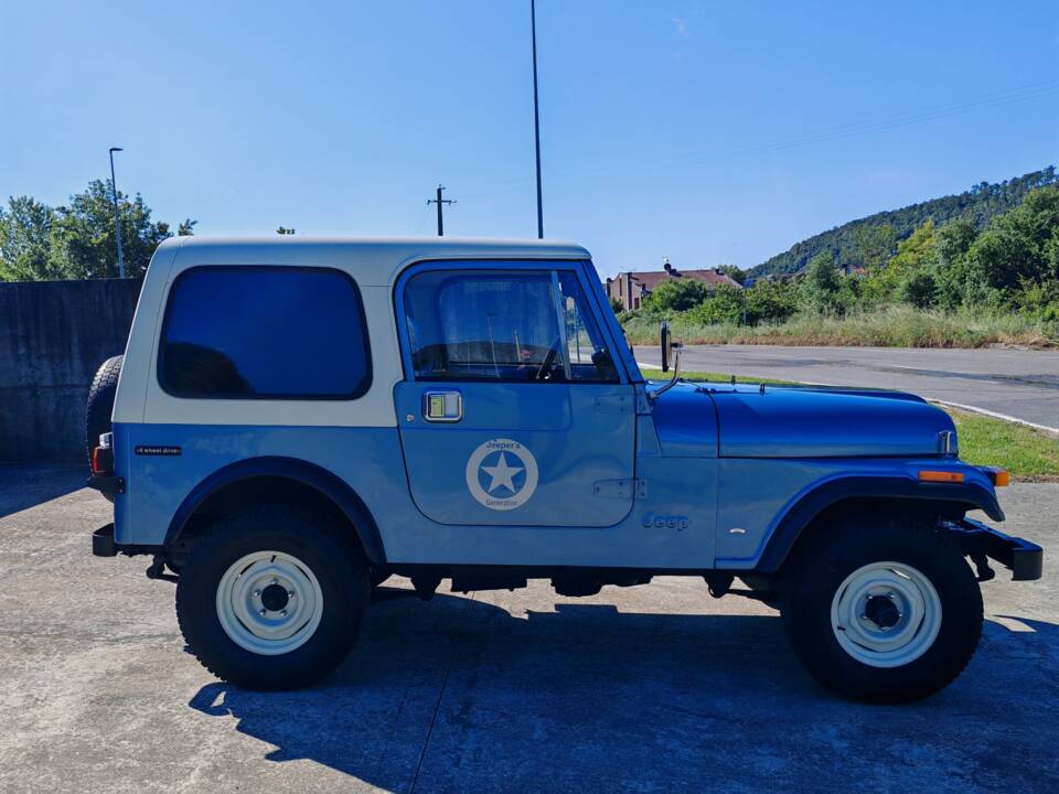 Image 4/31 of Jeep CJ-7 2.4L Diesel (1983)