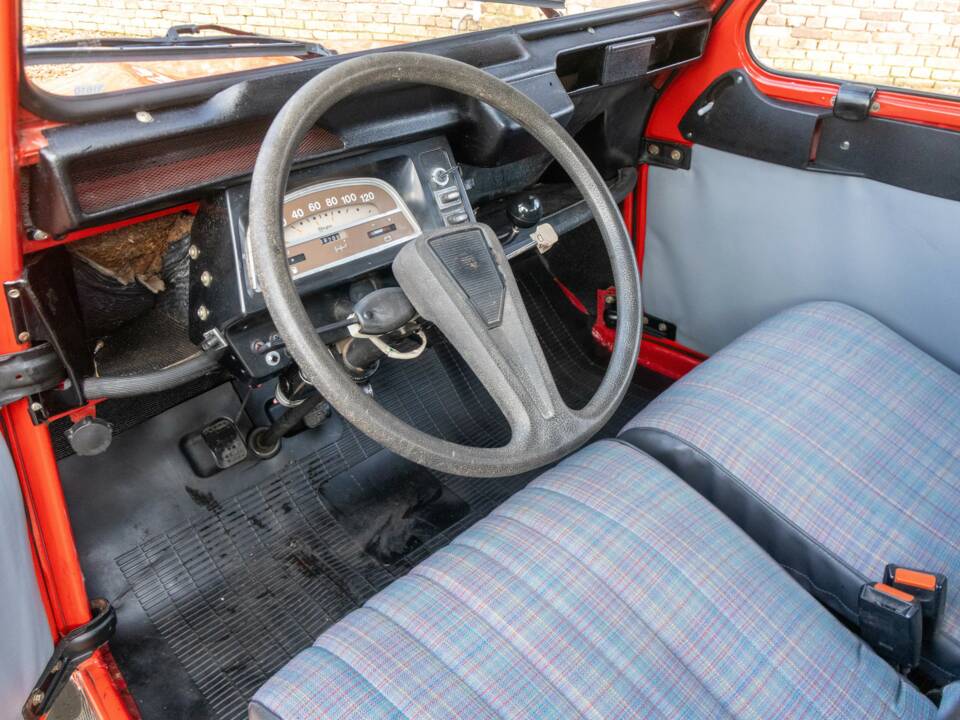 Image 3/50 of Citroën 2 CV 6 (1985)