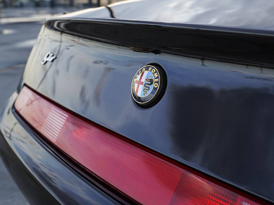 Imagen 6/90 de Alfa Romeo GTV 2.0 Twin Spark (1998)