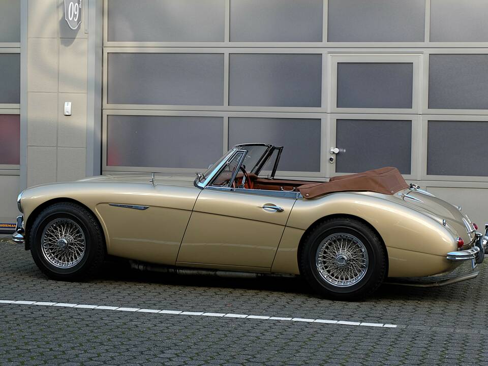 Image 16/68 of Austin-Healey 3000 Mk III (BJ8) (1965)