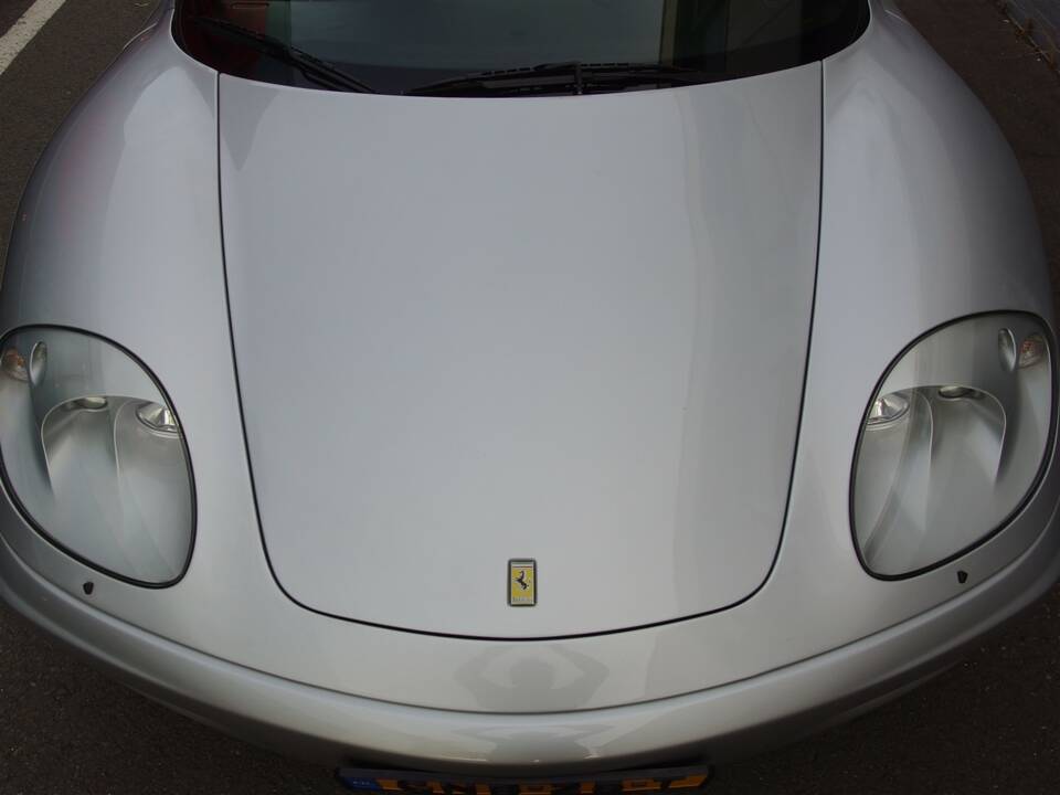 Afbeelding 11/99 van Ferrari 360 Modena (2000)