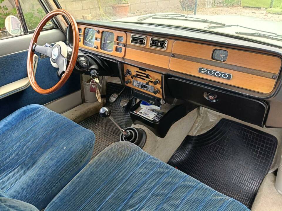 Immagine 6/50 di Lancia Flavia 2000 (1974)